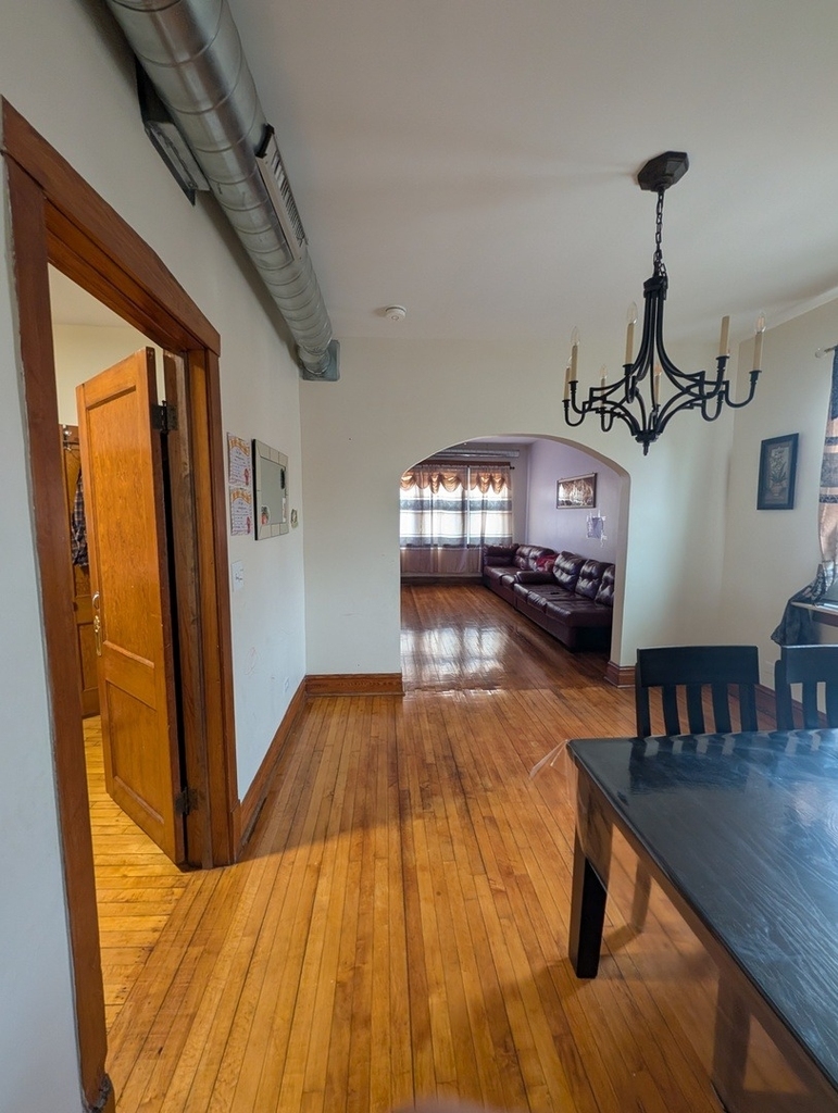 5433 S Millard Avenue - Photo 4
