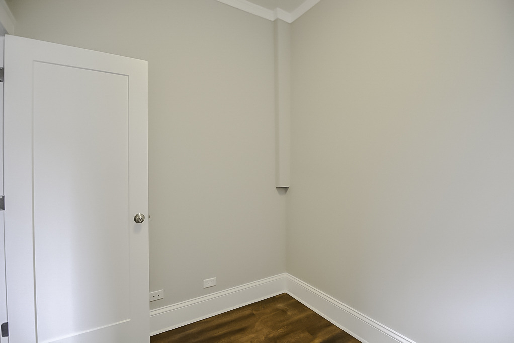 817 W Lakeside Place - Photo 14