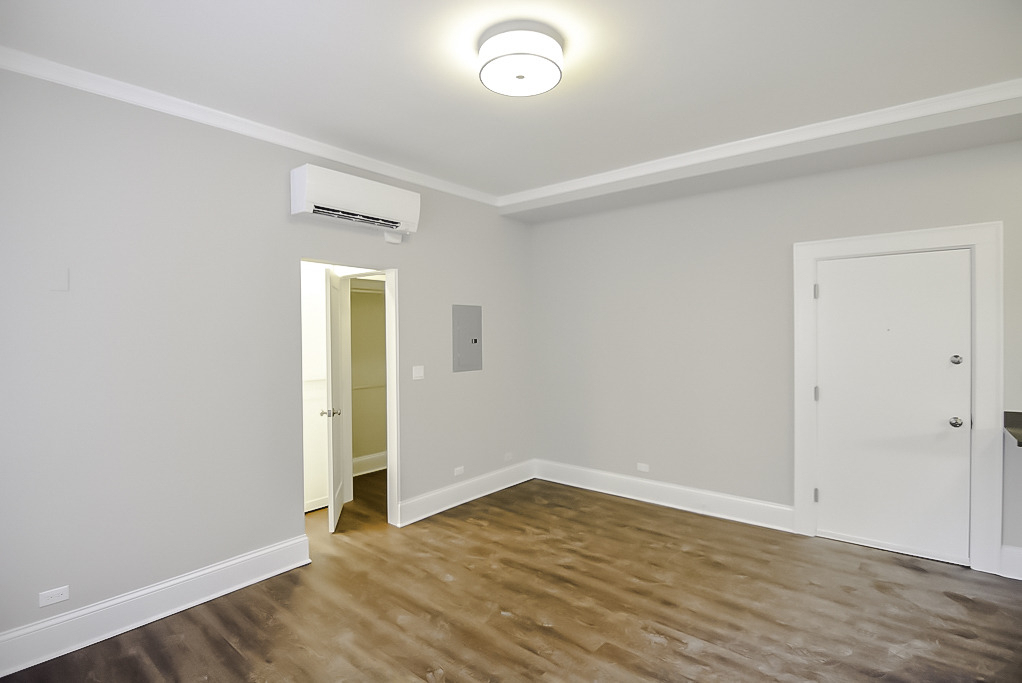 817 W Lakeside Place - Photo 10