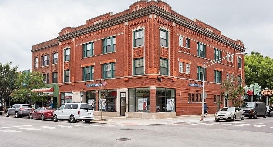 1443 E 53rd Street - Photo 0