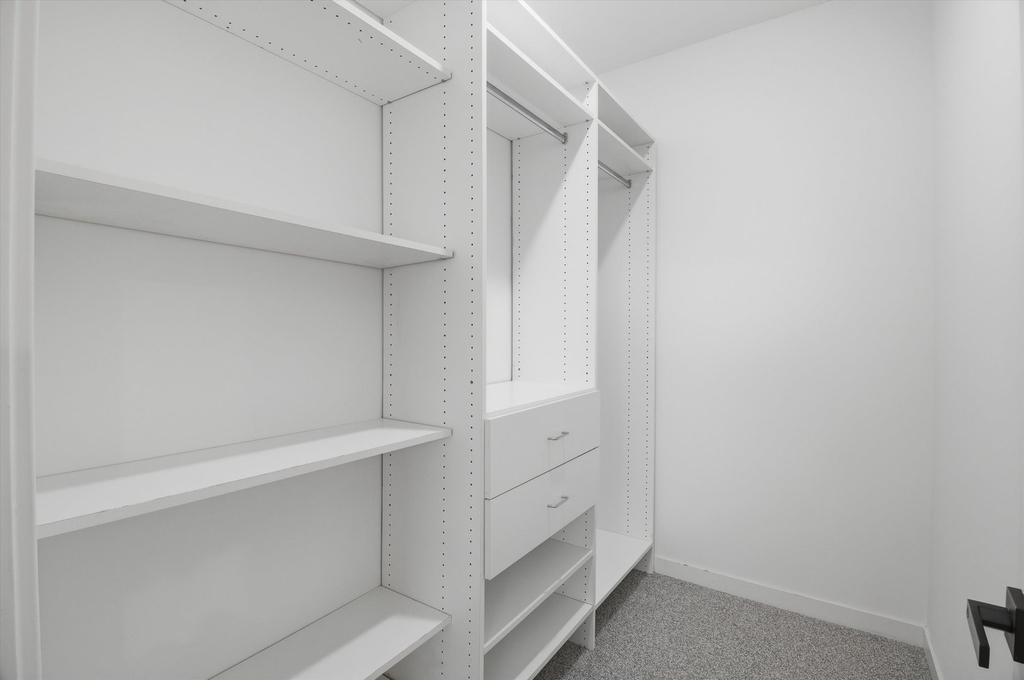 5824 N Lincoln Avenue - Photo 9