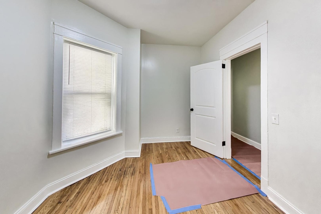 43 N Menard Avenue - Photo 15