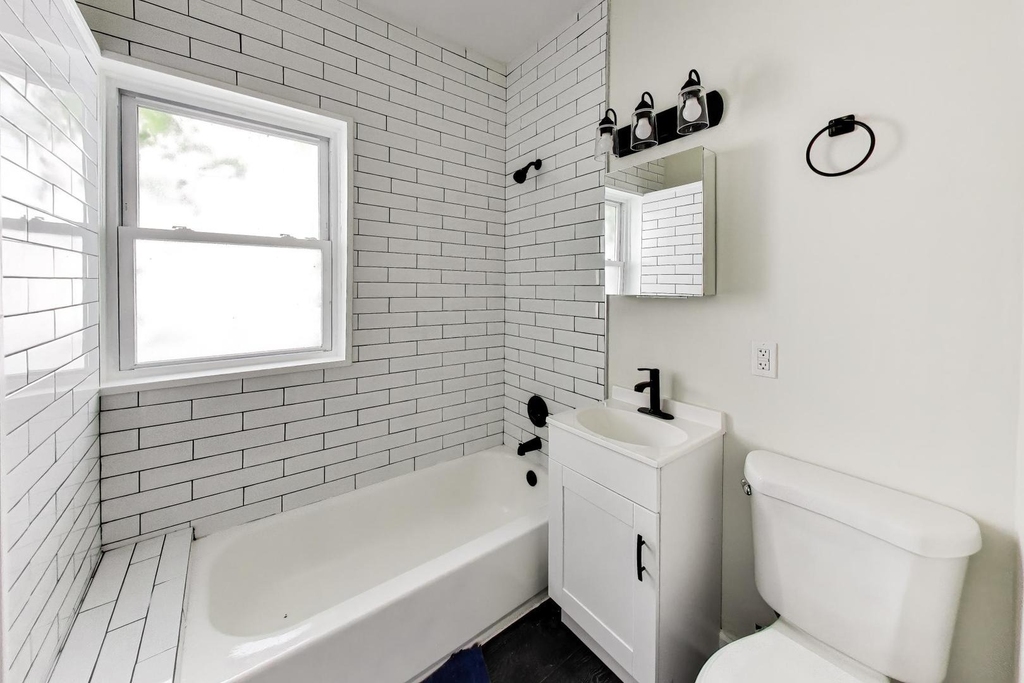 43 N Menard Avenue - Photo 16