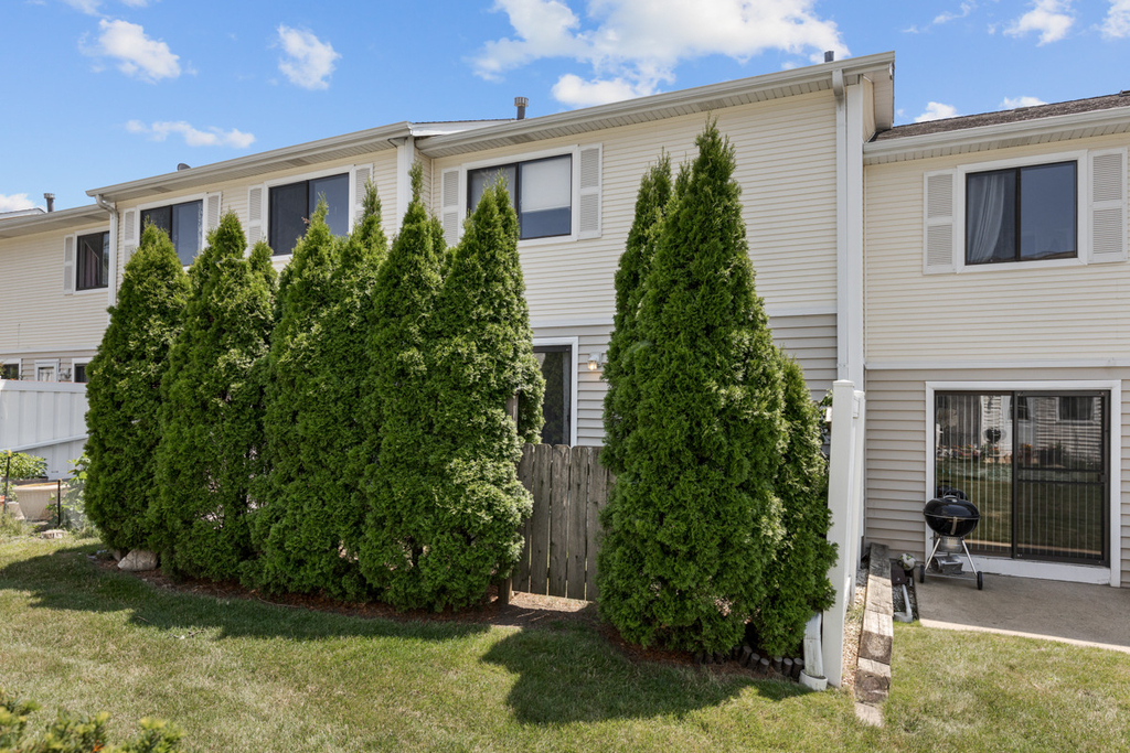 740 Lakeview Point - Photo 23
