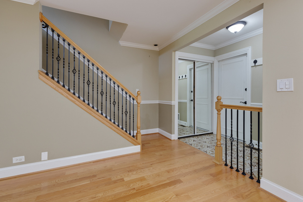 740 Lakeview Point - Photo 4