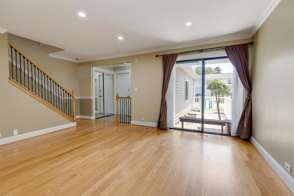 740 Lakeview Point - Photo 6