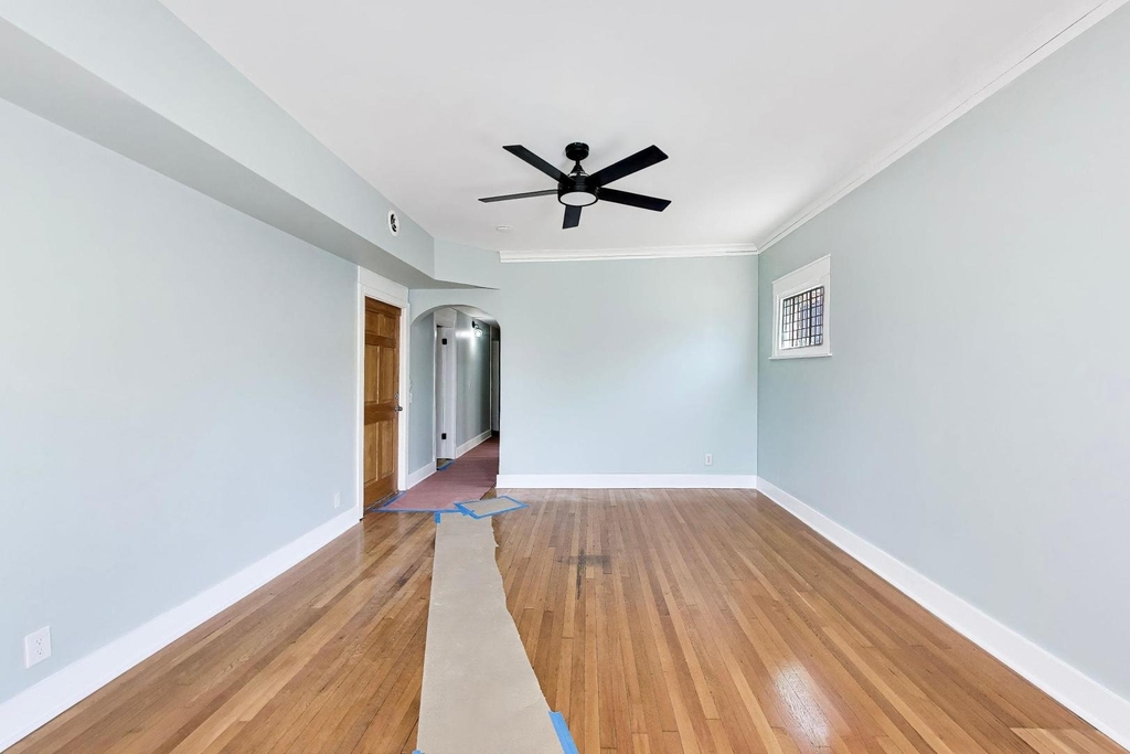 43 N Menard Avenue - Photo 3