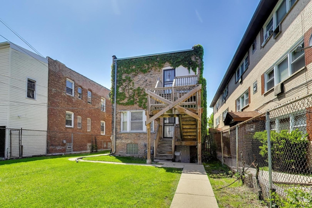 43 N Menard Avenue - Photo 24
