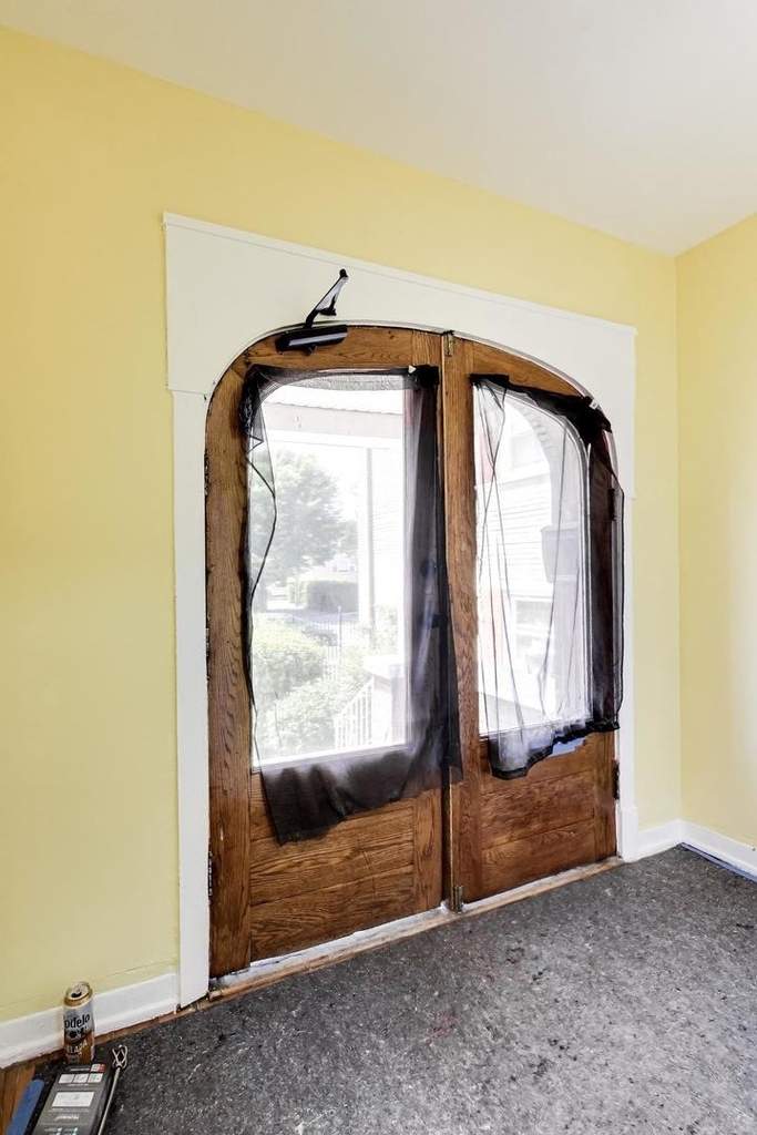 43 N Menard Avenue - Photo 1