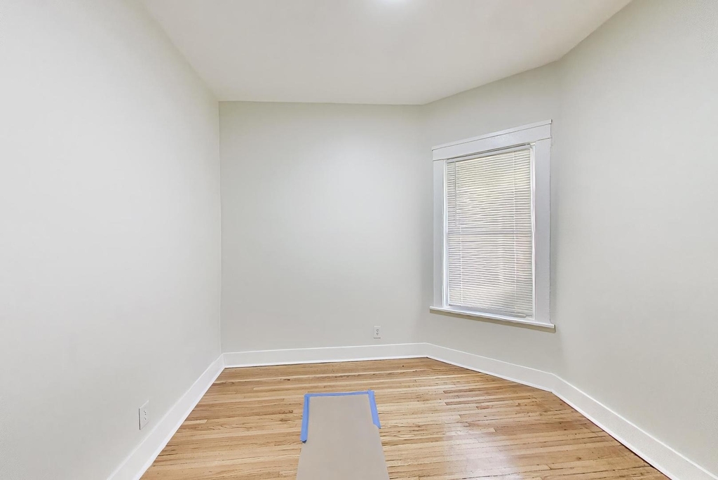43 N Menard Avenue - Photo 20