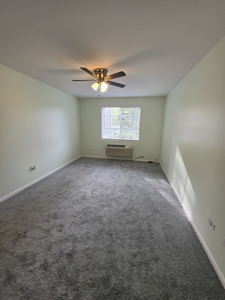 101 Silverstone Drive - Photo 15