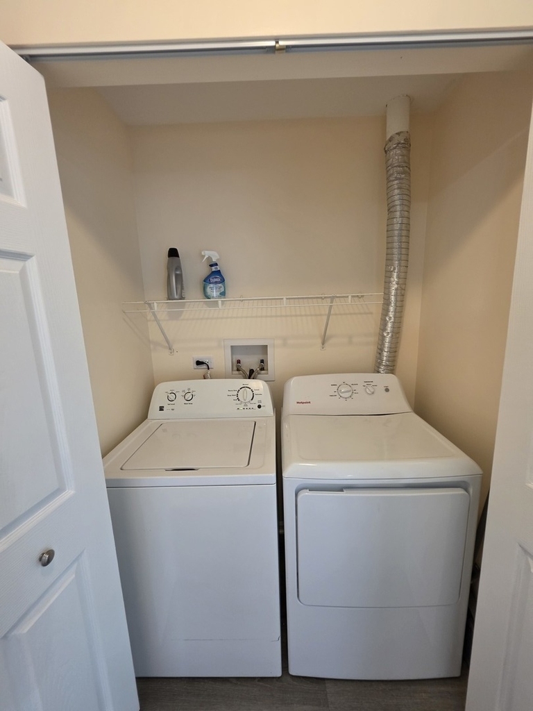 101 Silverstone Drive - Photo 9