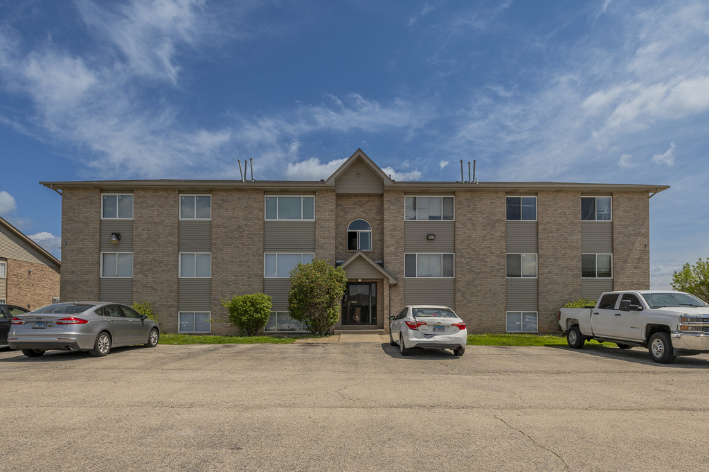 915 Spiros Court - Photo 17