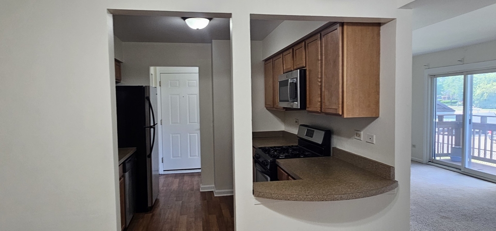 833 Village Quarter Road - Photo 11