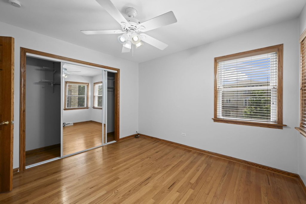 8610 W Summerdale Avenue - Photo 14