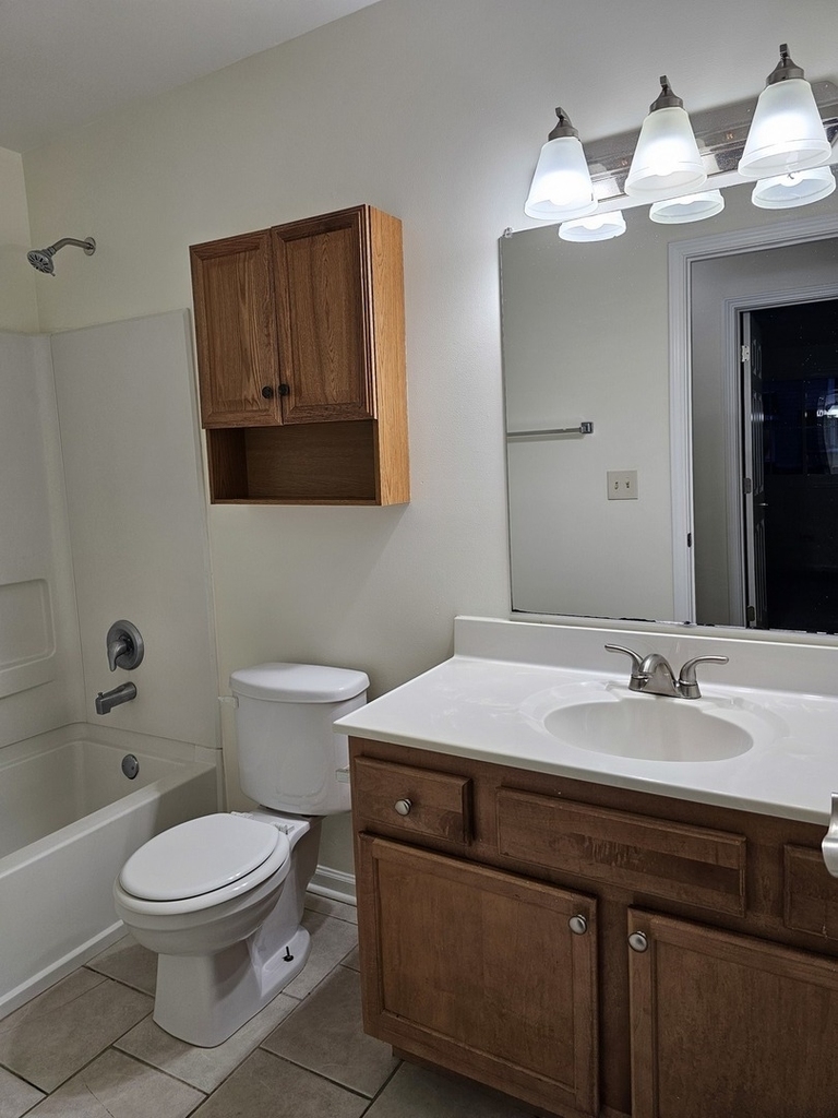 833 Village Quarter Road - Photo 11