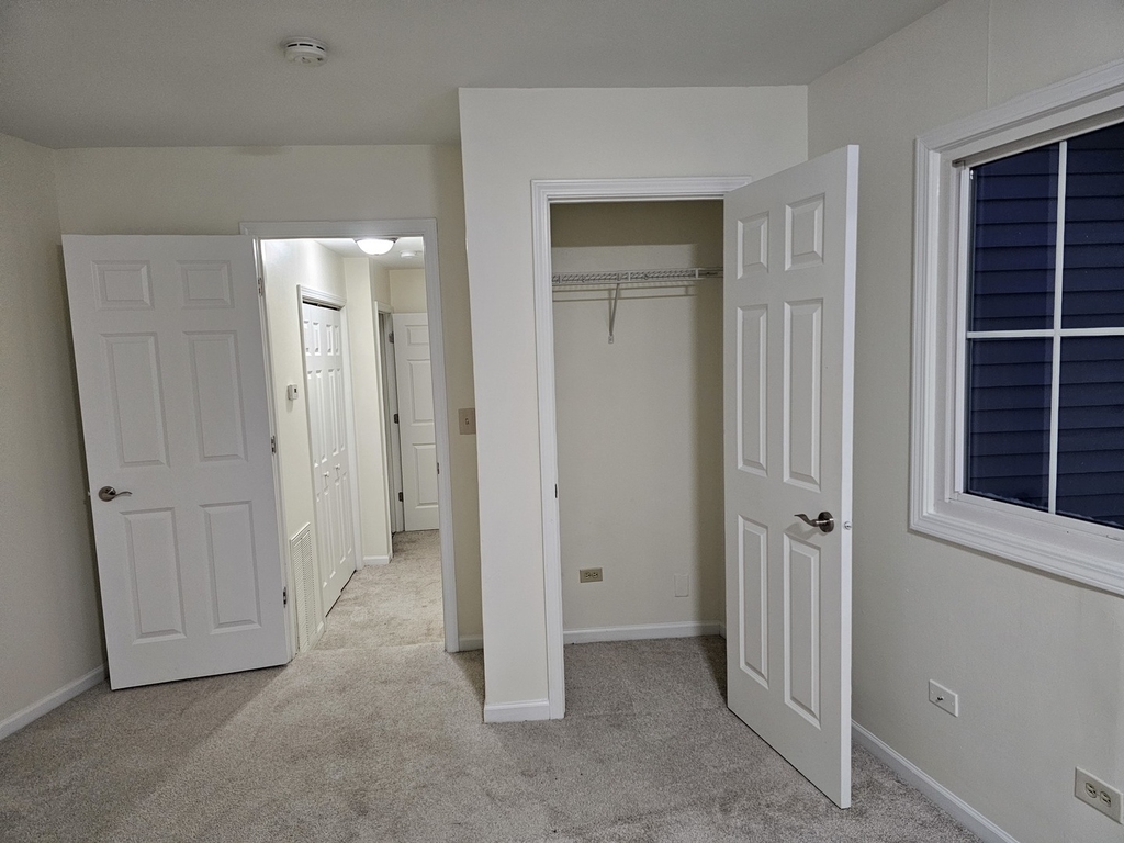 833 Village Quarter Road - Photo 24
