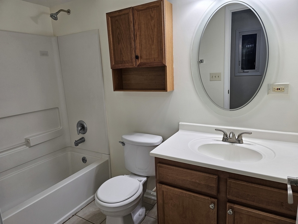 833 Village Quarter Road - Photo 19