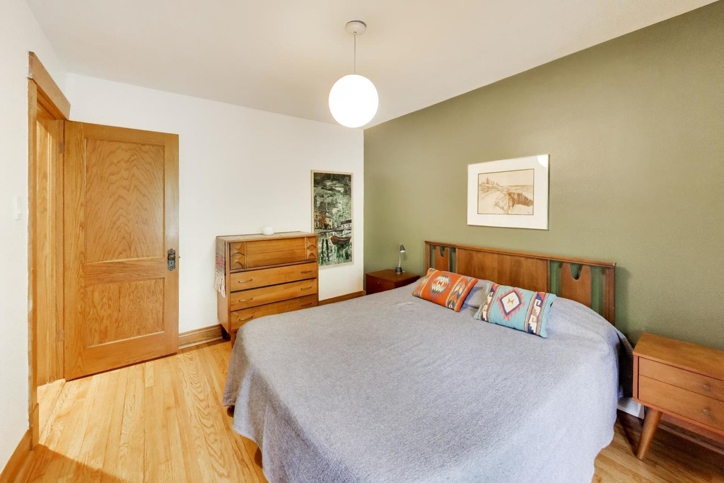 3926 N Ridgeway Avenue - Photo 21