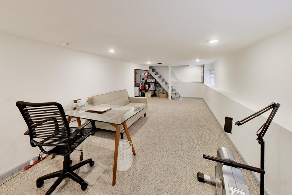 3926 N Ridgeway Avenue - Photo 27