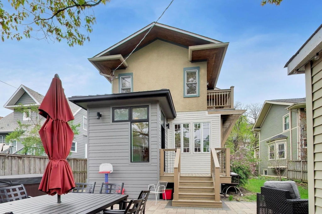 3926 N Ridgeway Avenue - Photo 31