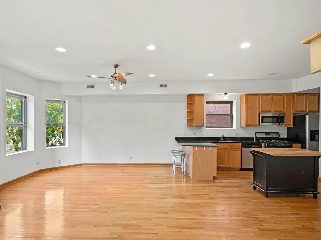 6133 S Drexel Avenue - Photo 2