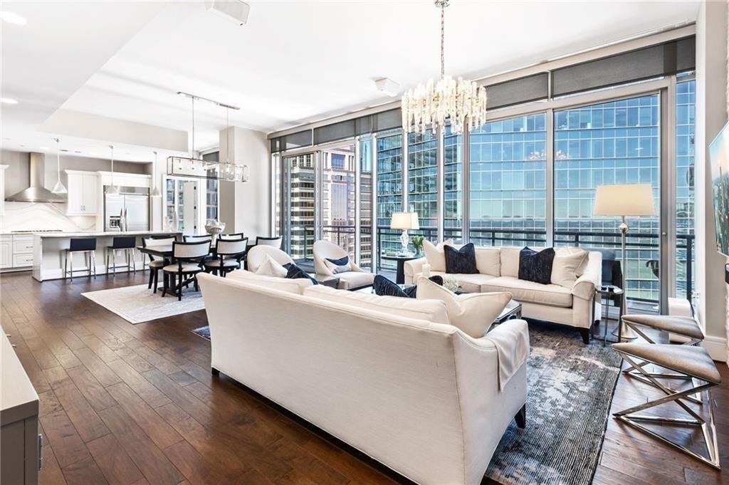 1065 Peachtree Street Ne - Photo 2