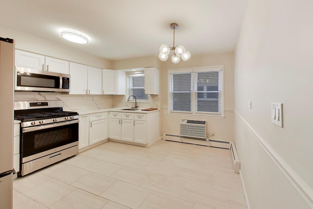 8212 W Walsh Lane - Photo 3