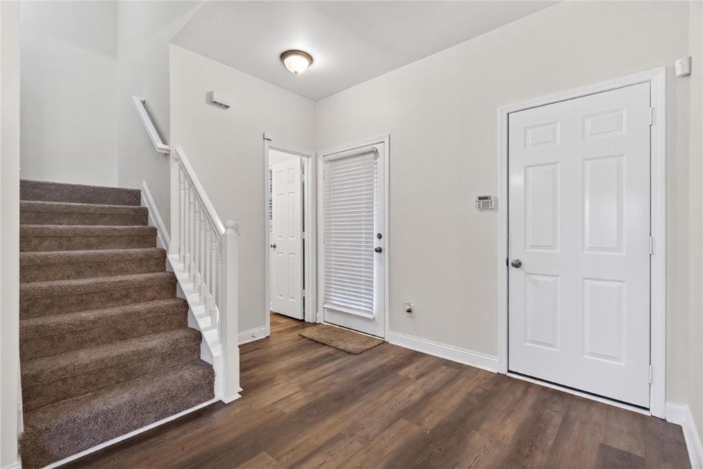 6120 Hemperly Road - Photo 4