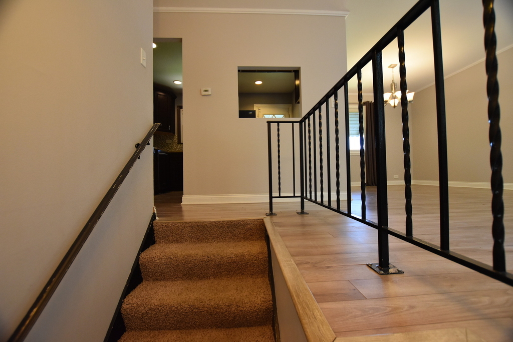 7852 Sprucewood Avenue - Photo 3