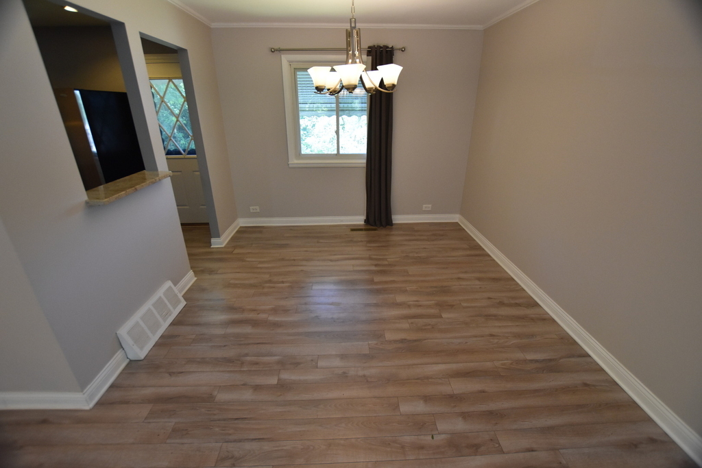 7852 Sprucewood Avenue - Photo 9