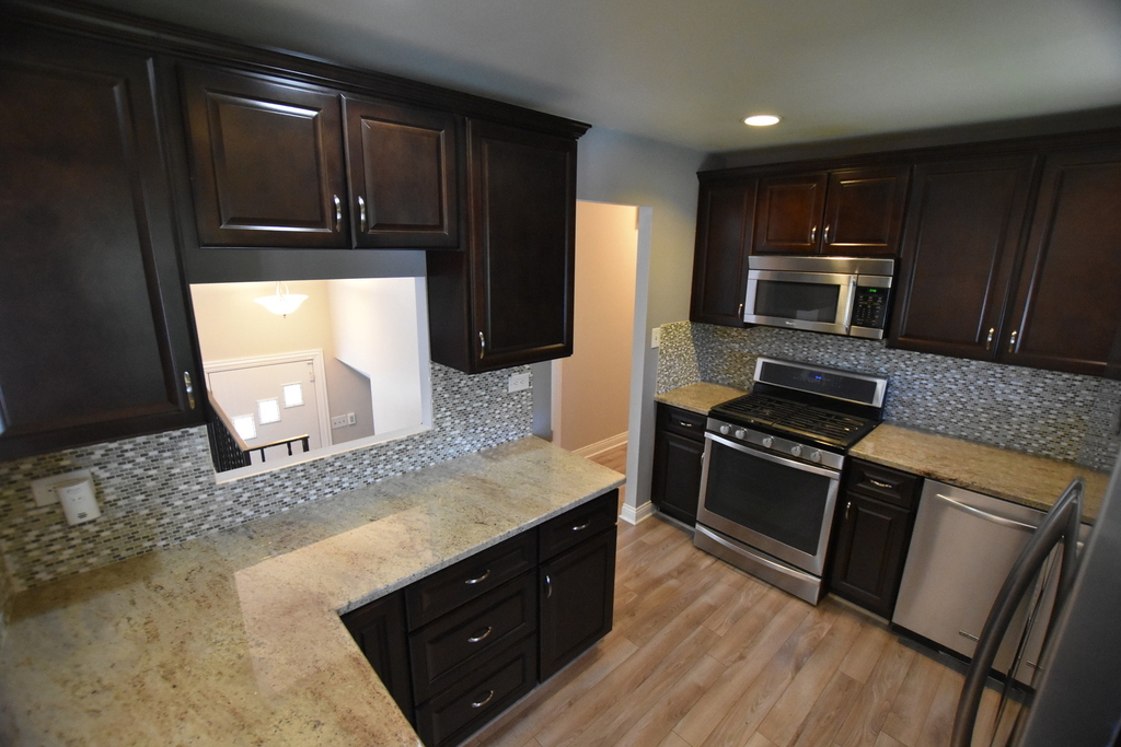 7852 Sprucewood Avenue - Photo 15
