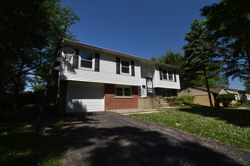 7852 Sprucewood Avenue - Photo 1