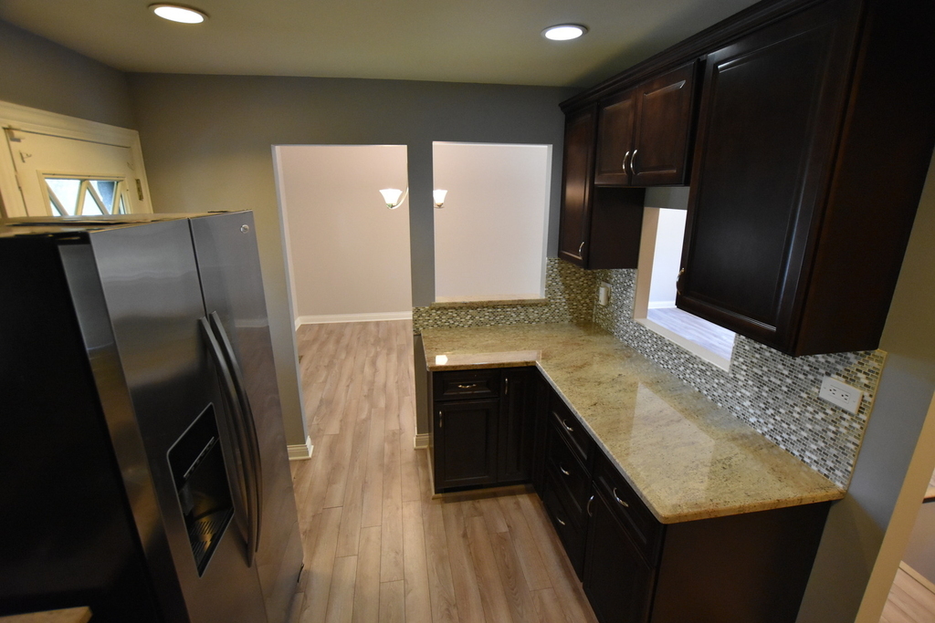 7852 Sprucewood Avenue - Photo 16