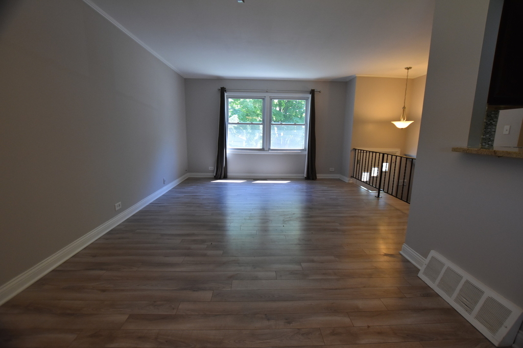 7852 Sprucewood Avenue - Photo 10