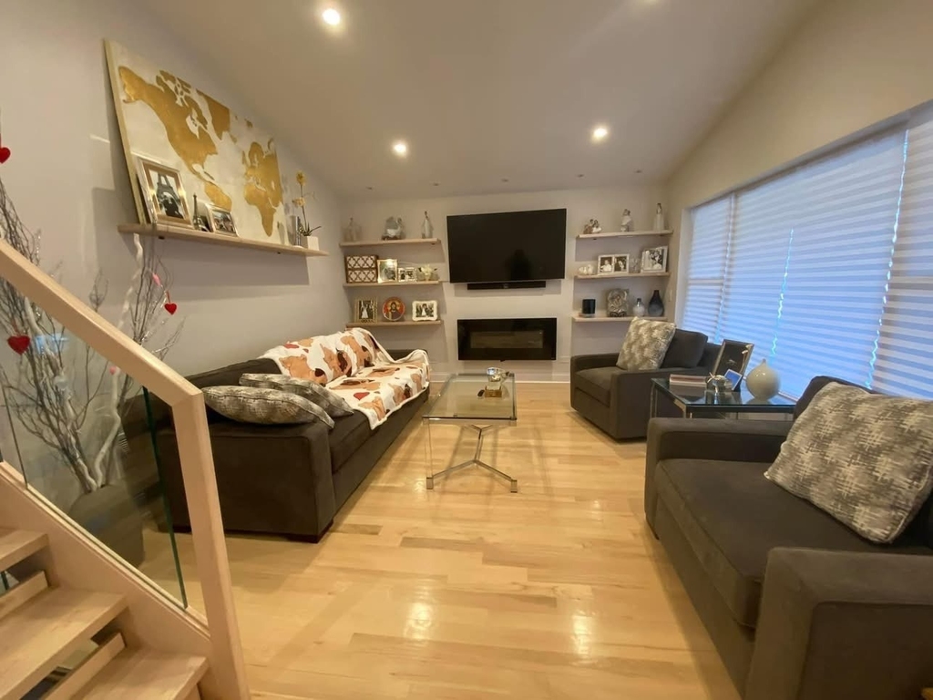 4532 Pershing Avenue - Photo 1