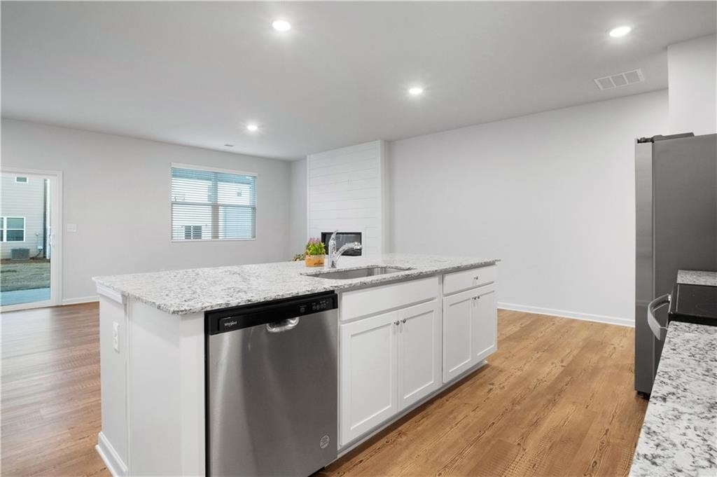 5332 Melbourne Lane - Photo 2