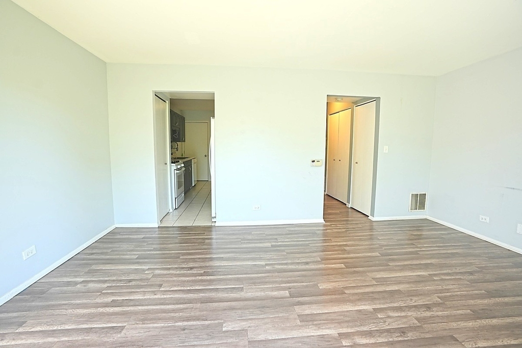 2684 Waterford Court - Photo 5