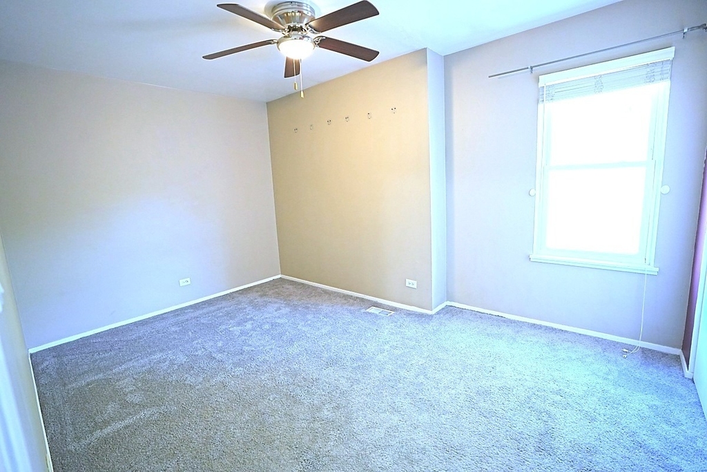2684 Waterford Court - Photo 12