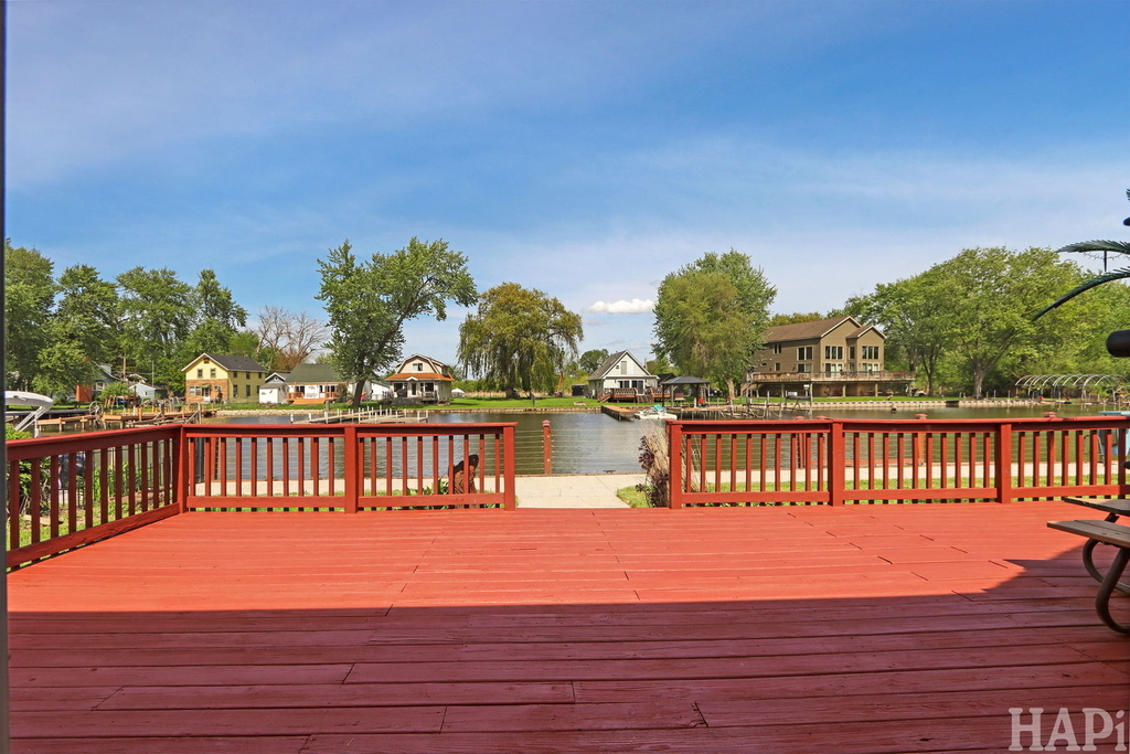 707 Kingston Boulevard - Photo 14