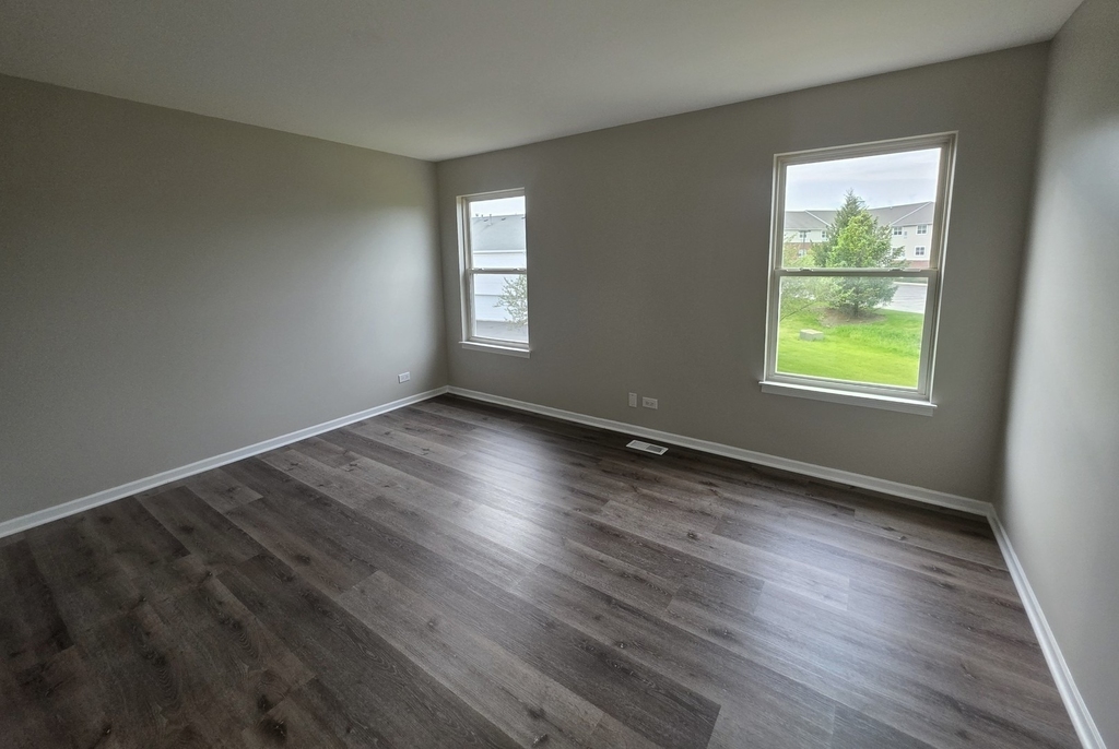 675 Fieldcrest Drive - Photo 13