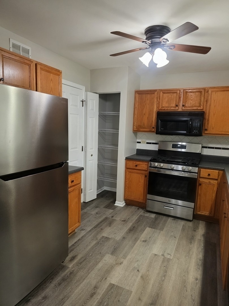 675 Fieldcrest Drive - Photo 7