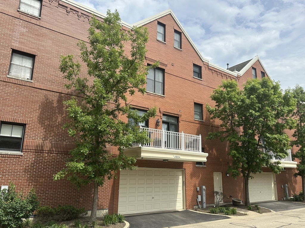 2004 Patriot Boulevard - Photo 1
