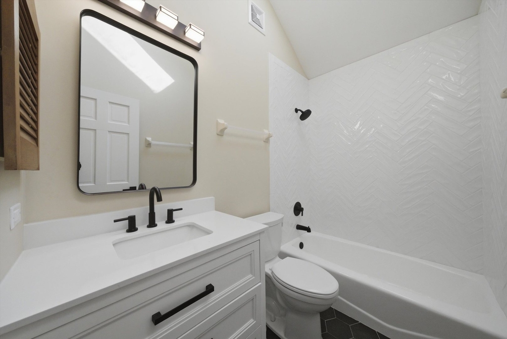 1215 Triple Crown Court - Photo 27