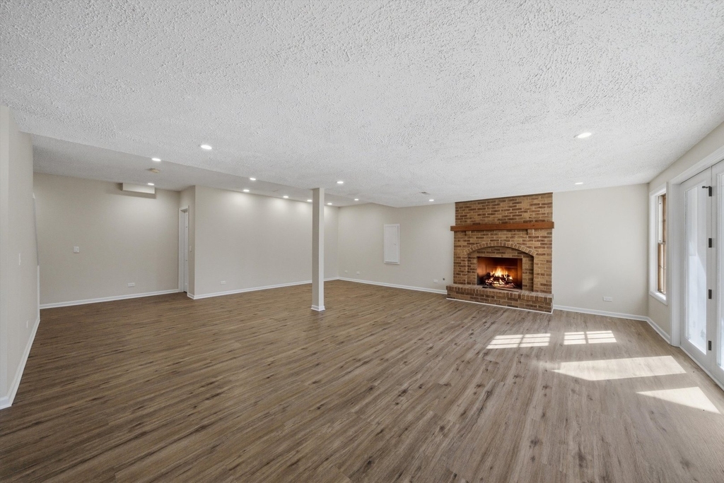 1215 Triple Crown Court - Photo 19
