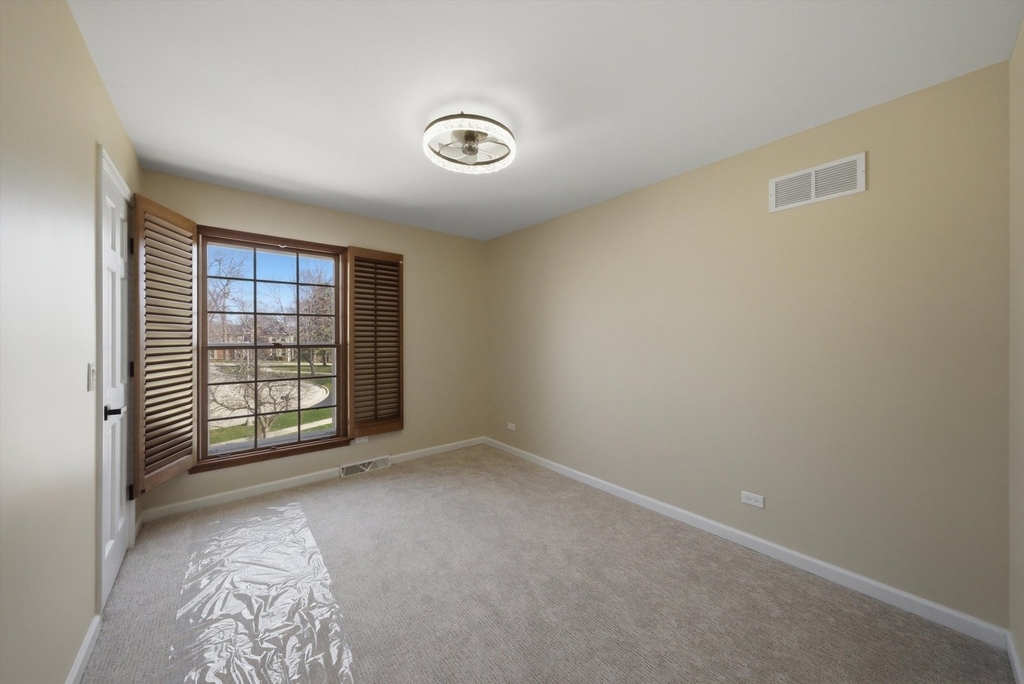1215 Triple Crown Court - Photo 26