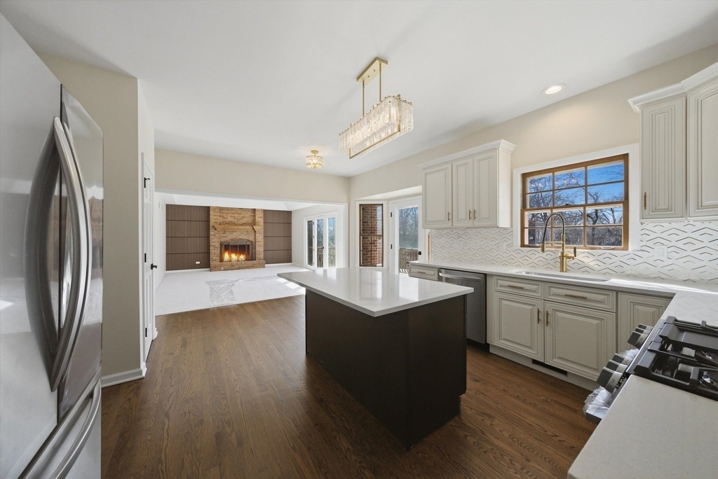1215 Triple Crown Court - Photo 15