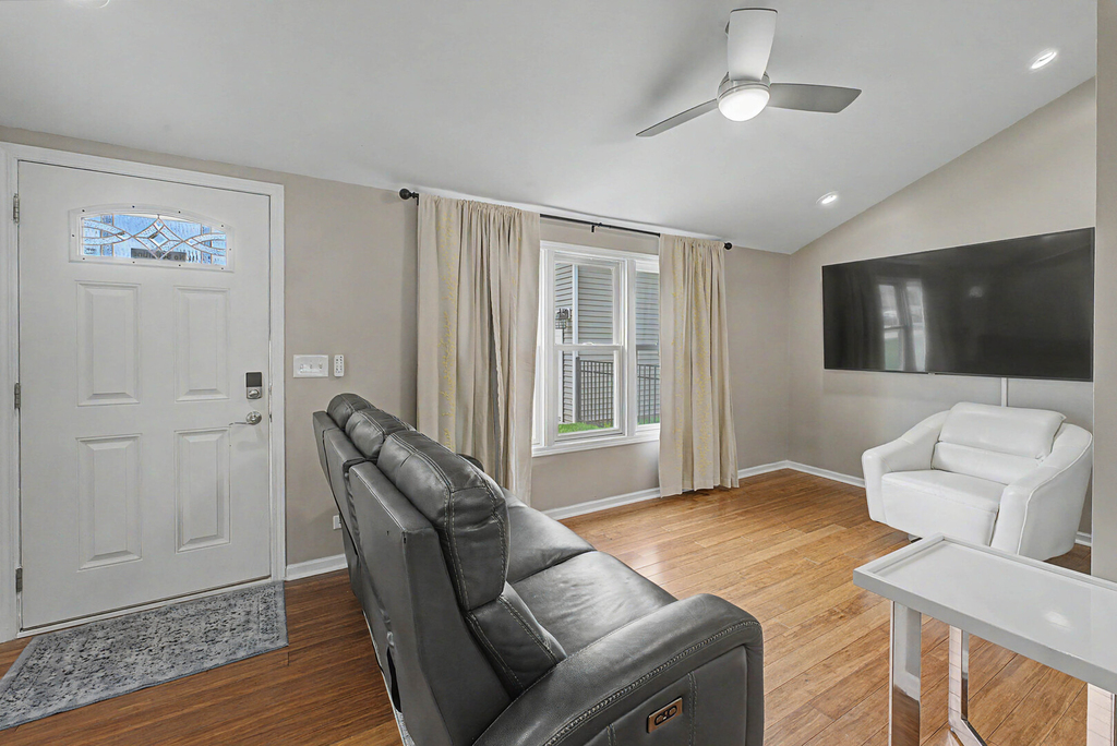 630 S Charlotte Street - Photo 8