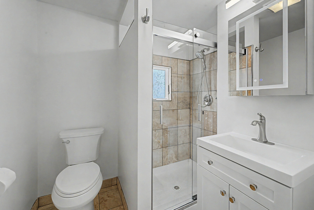 630 S Charlotte Street - Photo 3