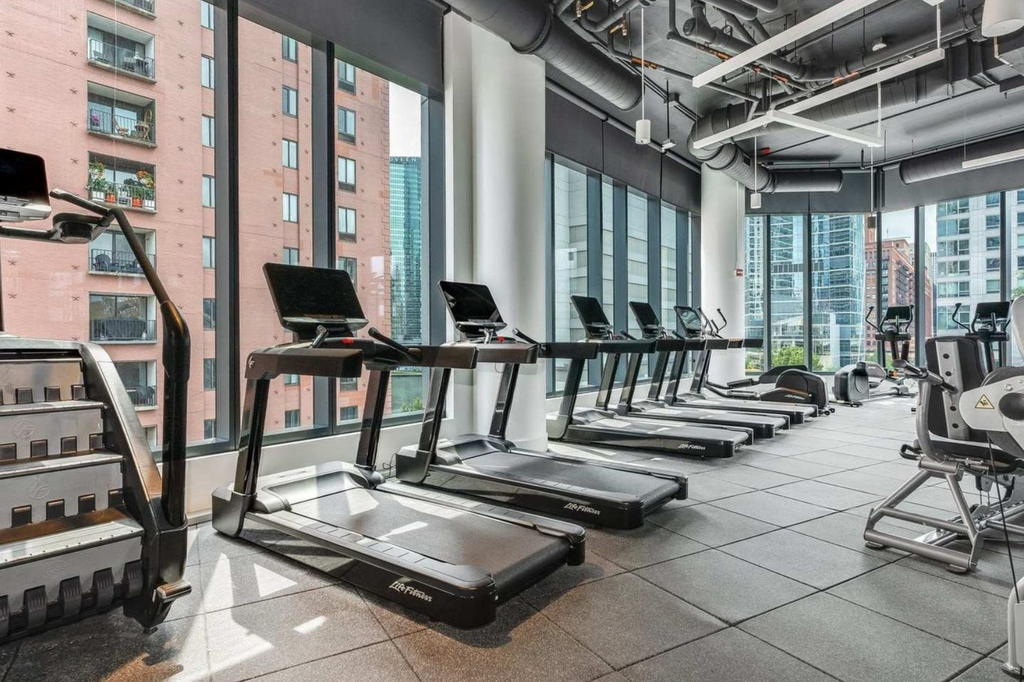 350 N Canal Street - Photo 15